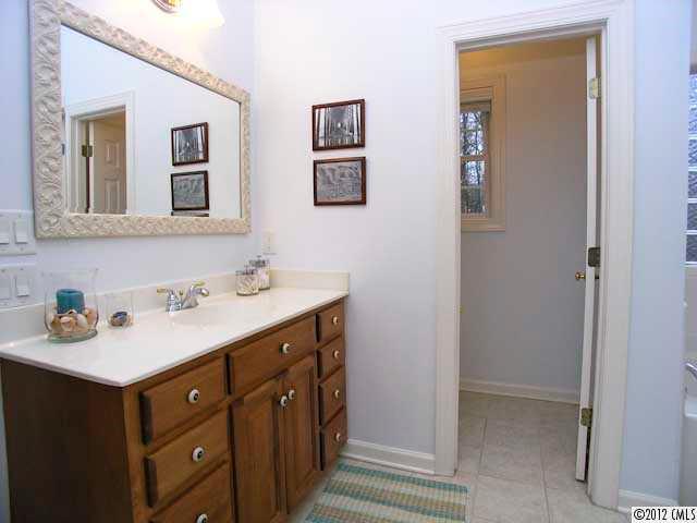 311 Sardis Pointe Road Matthews, NC 28105 - Photo 9 of 16 Gallery Image 9