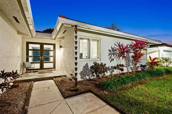 $5,600 | 12020 Southwest 93rd Street, Miami, FL 33186