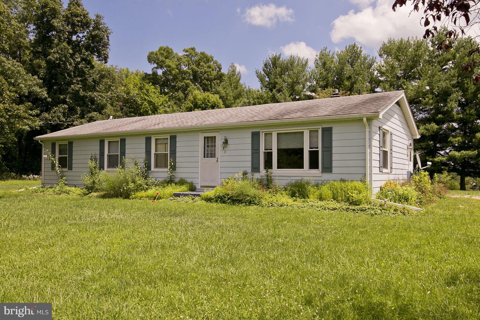 609 Whissens Ridge Road Winchester, VA 22602 - Photo 2 of 30 Exterior (Front)