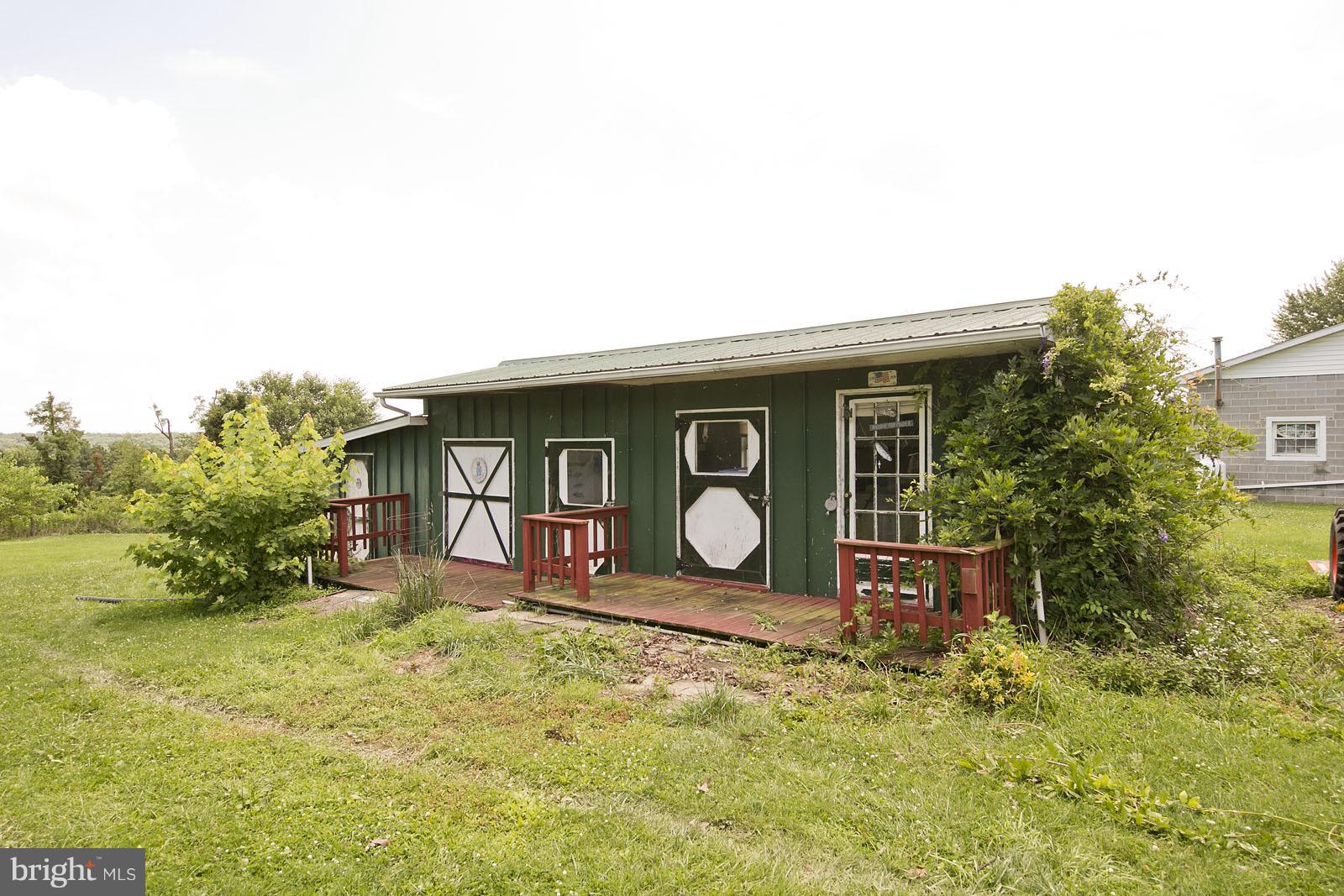 609 Whissens Ridge Road Winchester, VA 22602 - Photo 25 of 30 Shed