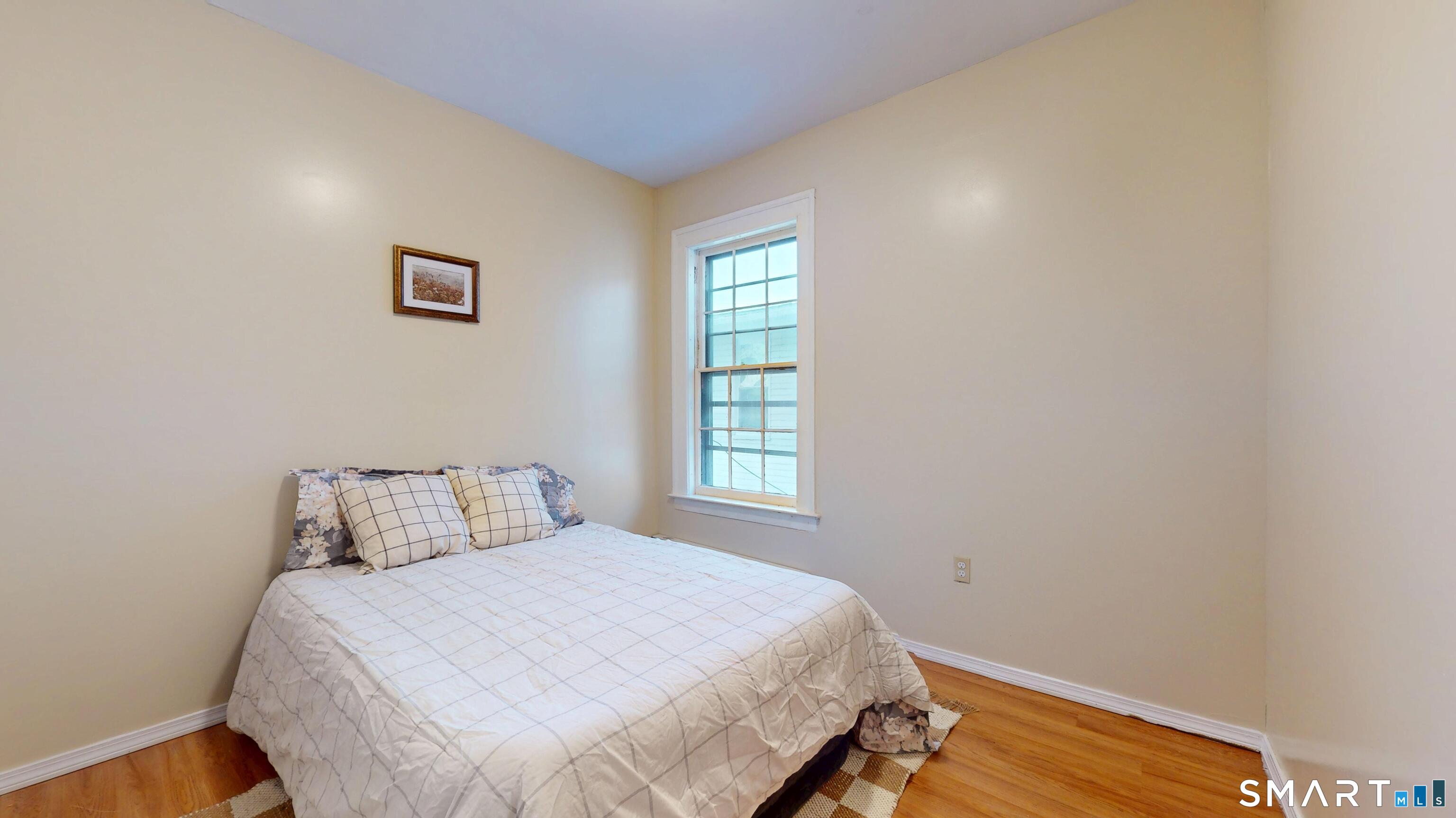 24 Madison Street Hartford, CT 06106 - Photo 12 of 17