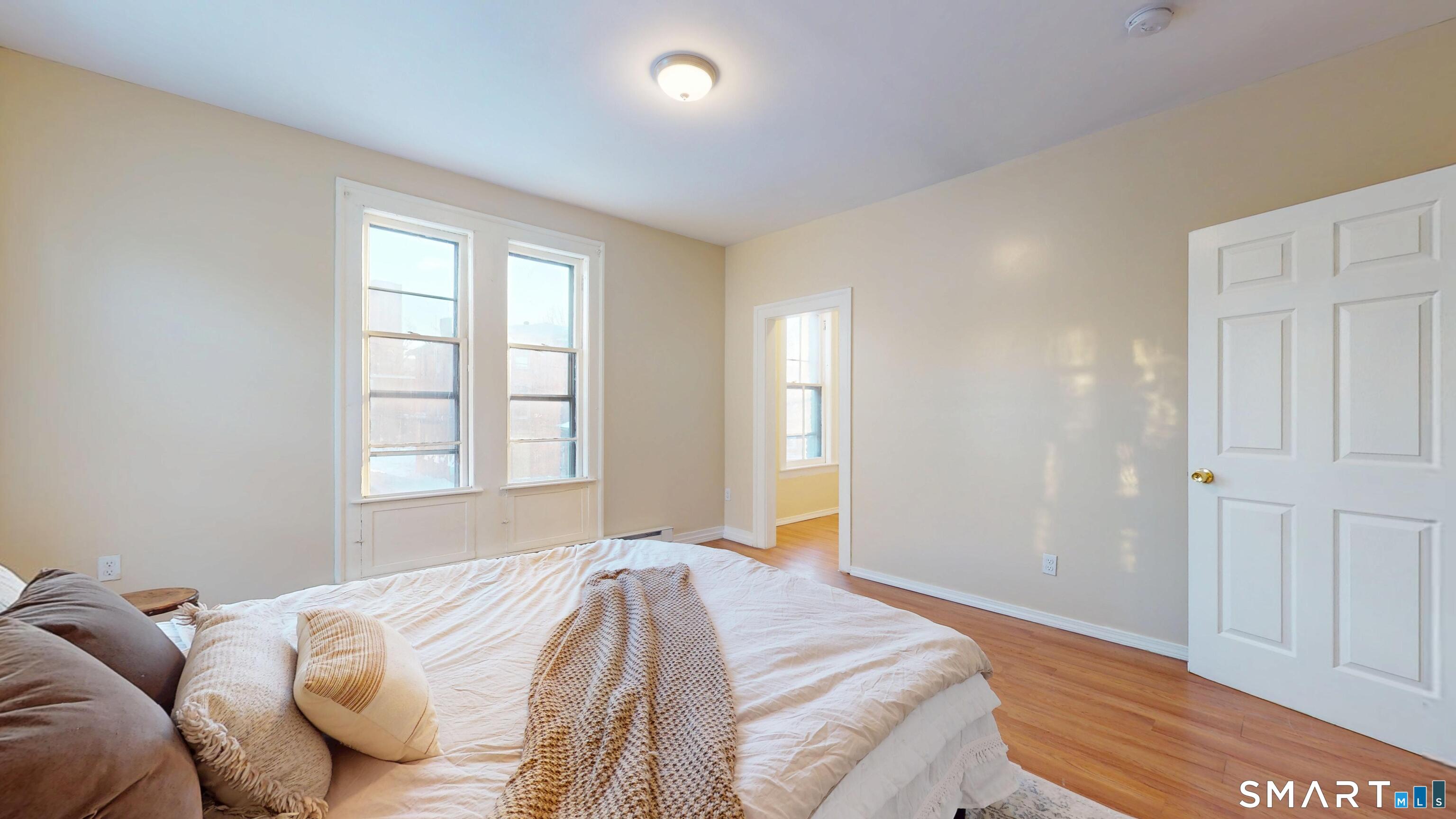 24 Madison Street Hartford, CT 06106 - Photo 15 of 17