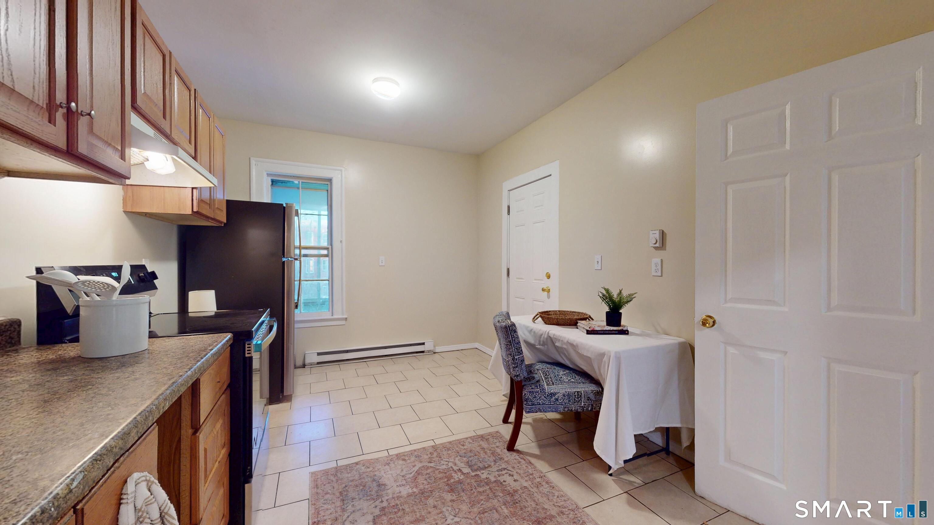 24 Madison Street Hartford, CT 06106 - Photo 6 of 17