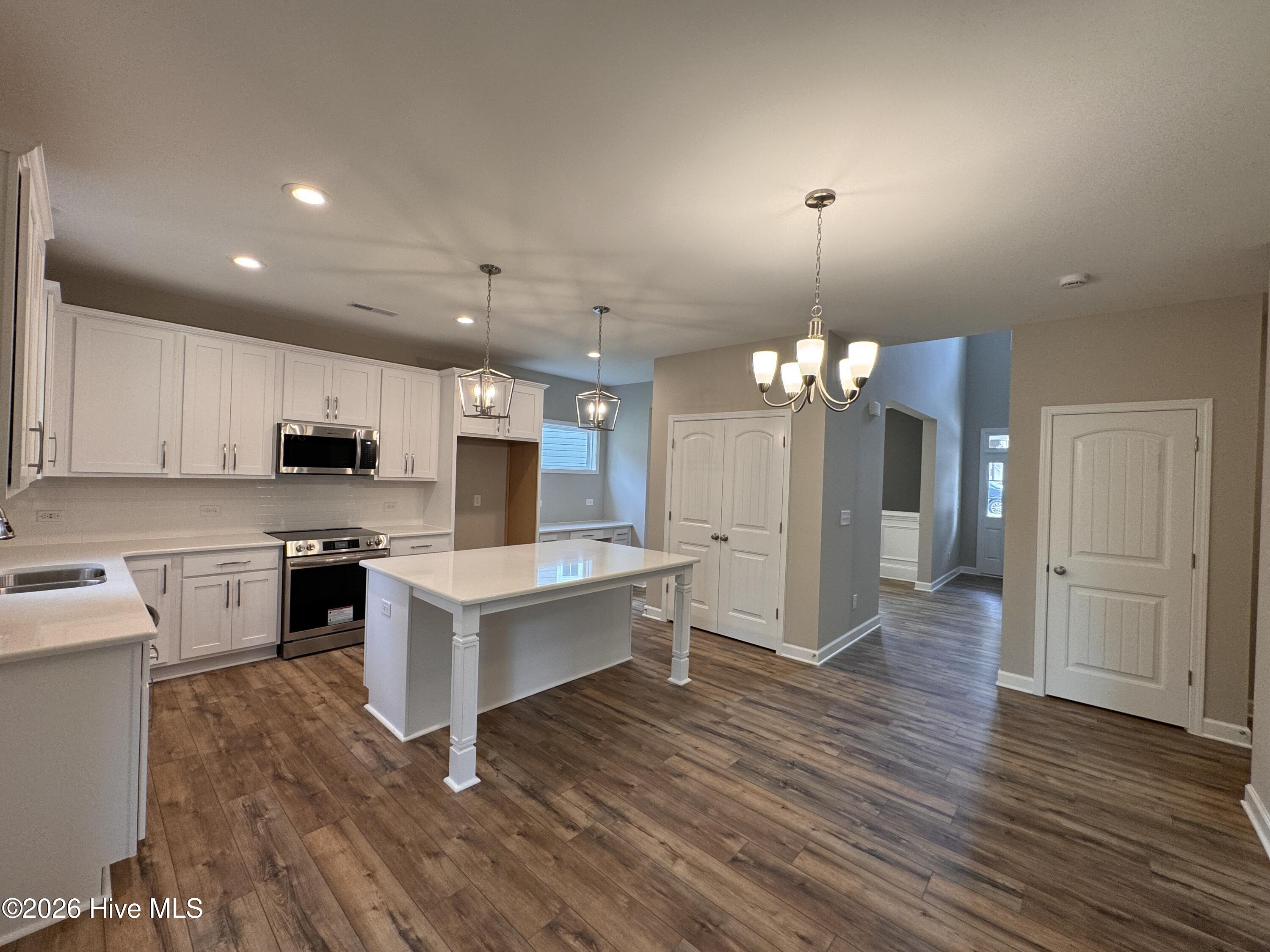 428 Redwater Trail, Unit 596 Aberdeen, NC 28315 - Photo 10 of 34 IMG_7419