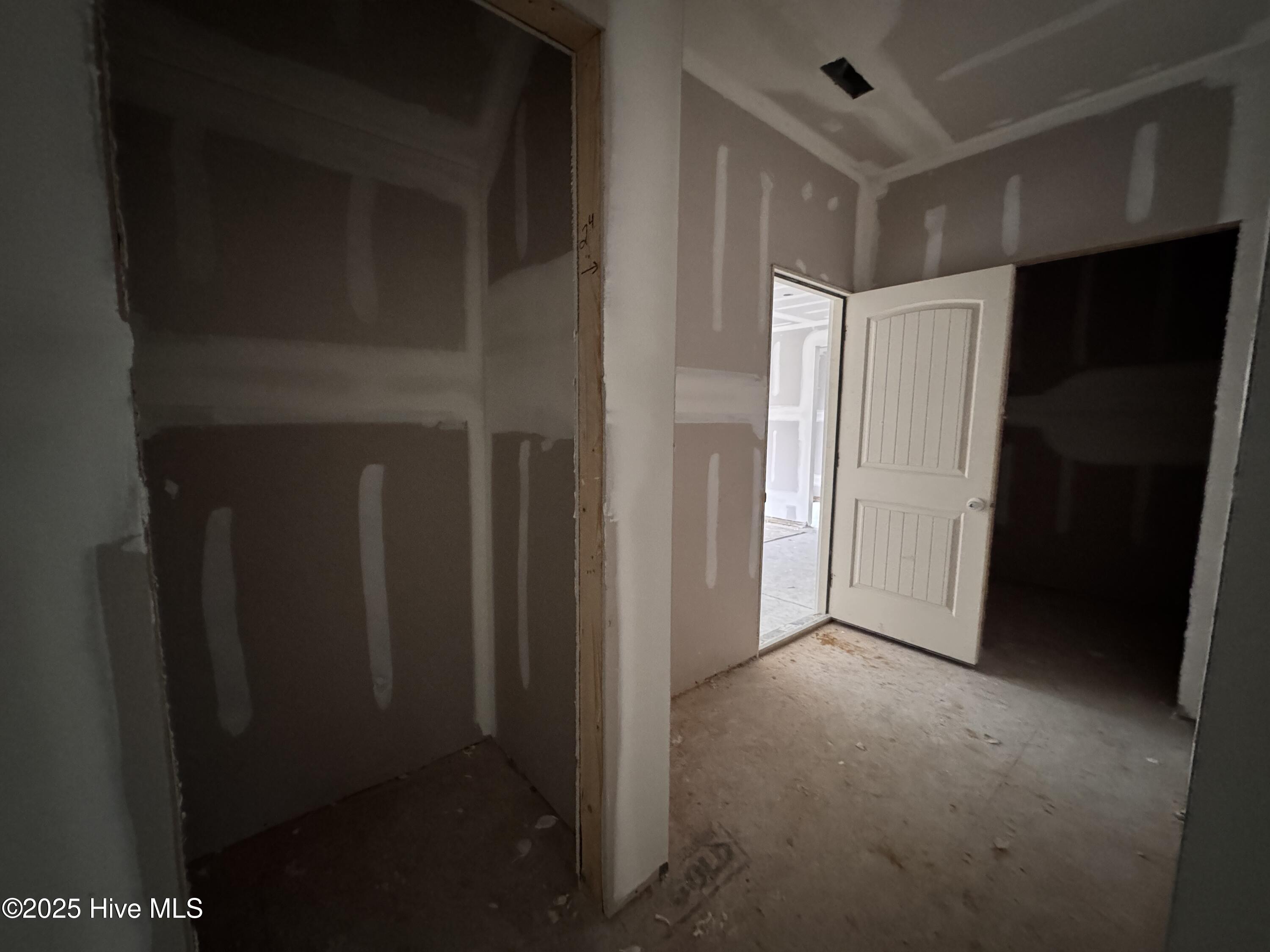 428 Redwater Trail, Unit 596 Aberdeen, NC 28315 - Photo 20 of 60 IMG_2793