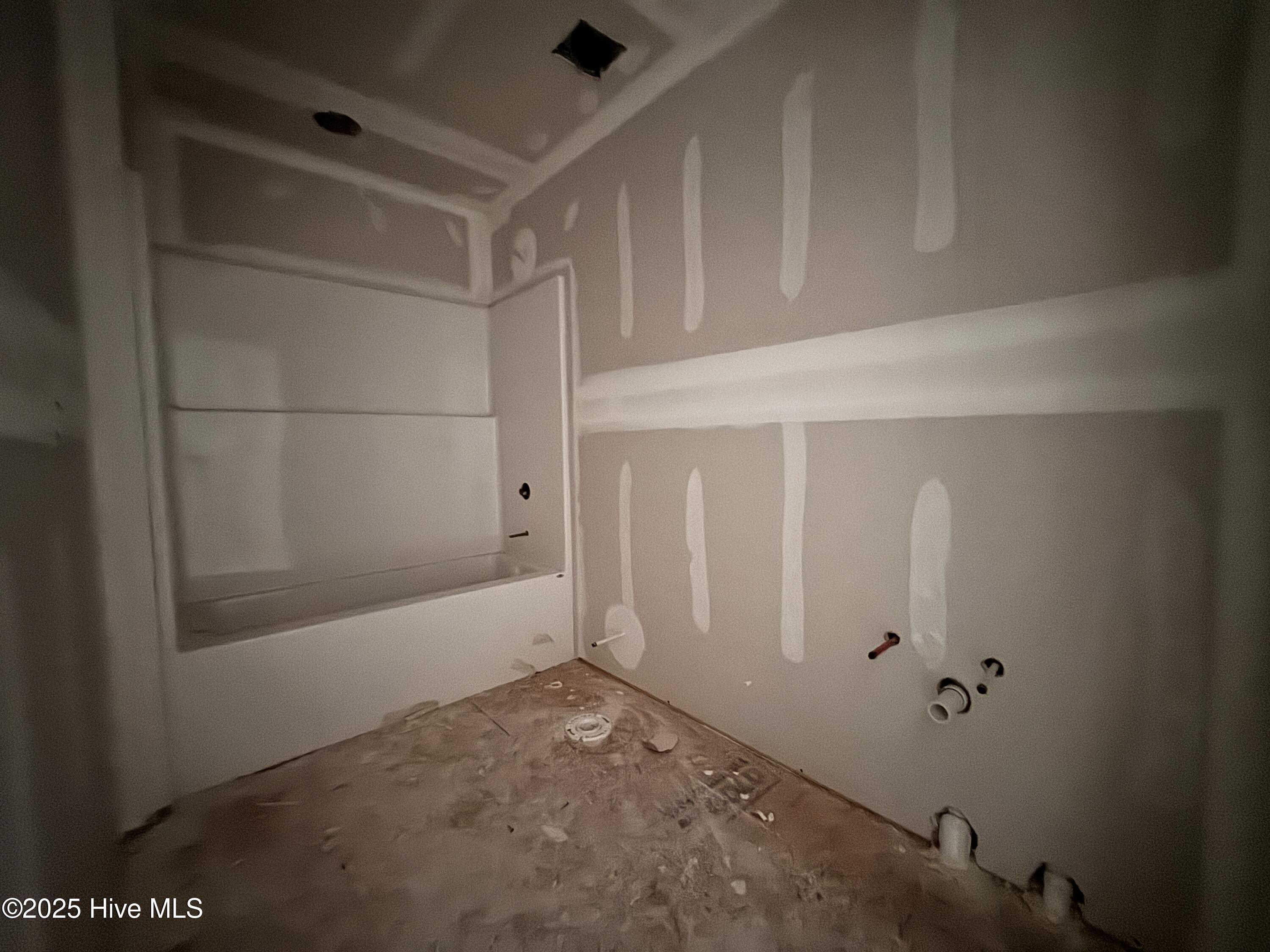 428 Redwater Trail, Unit 596 Aberdeen, NC 28315 - Photo 35 of 60 IMG_2810