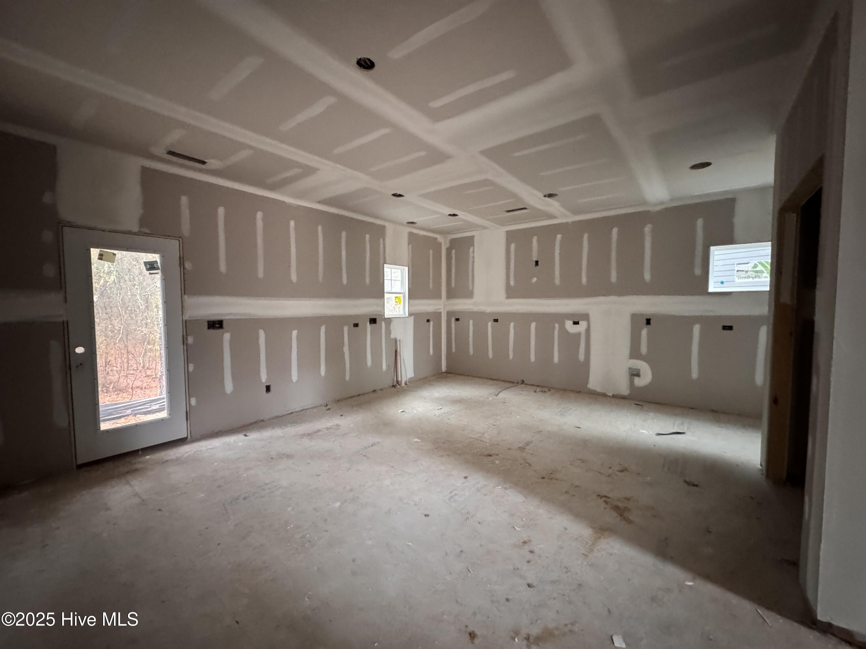 428 Redwater Trail, Unit 596 Aberdeen, NC 28315 - Photo 7 of 52 IMG_2787