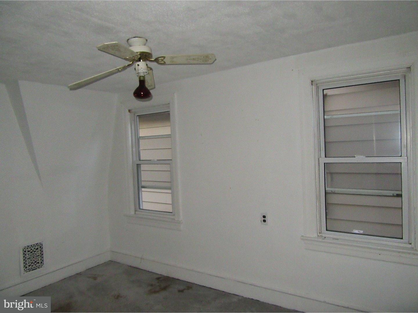 303 Harrison Street Riverton, NJ 08077 - Photo 9 of 15