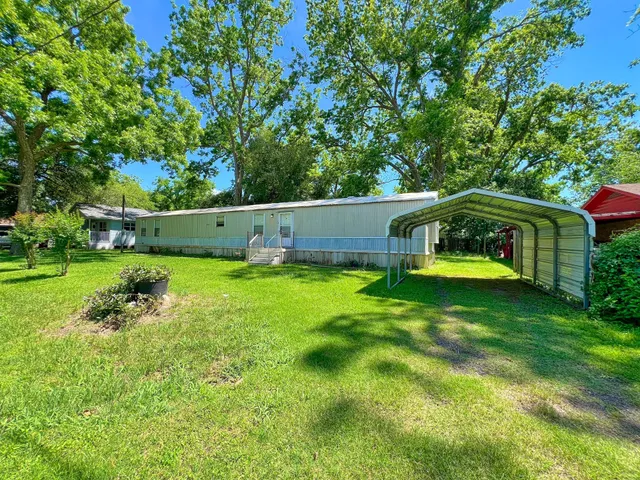 $118,000 | 210 Floyd Street, Boling, TX 77420