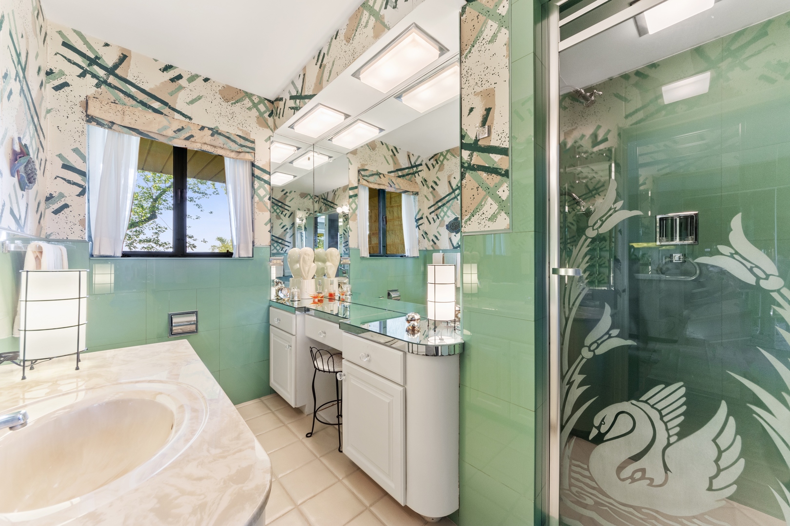 126 Brinker Road Barrington Hills, IL 60010 - Photo 25 of 31 a bathroom with a sink a toilet and shower