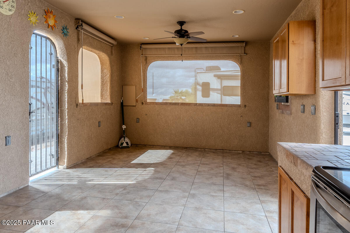 1905 Victoria Farms Road Lake Havasu City, AZ 86404 - Photo 8 of 22 a view of an empty room with a window