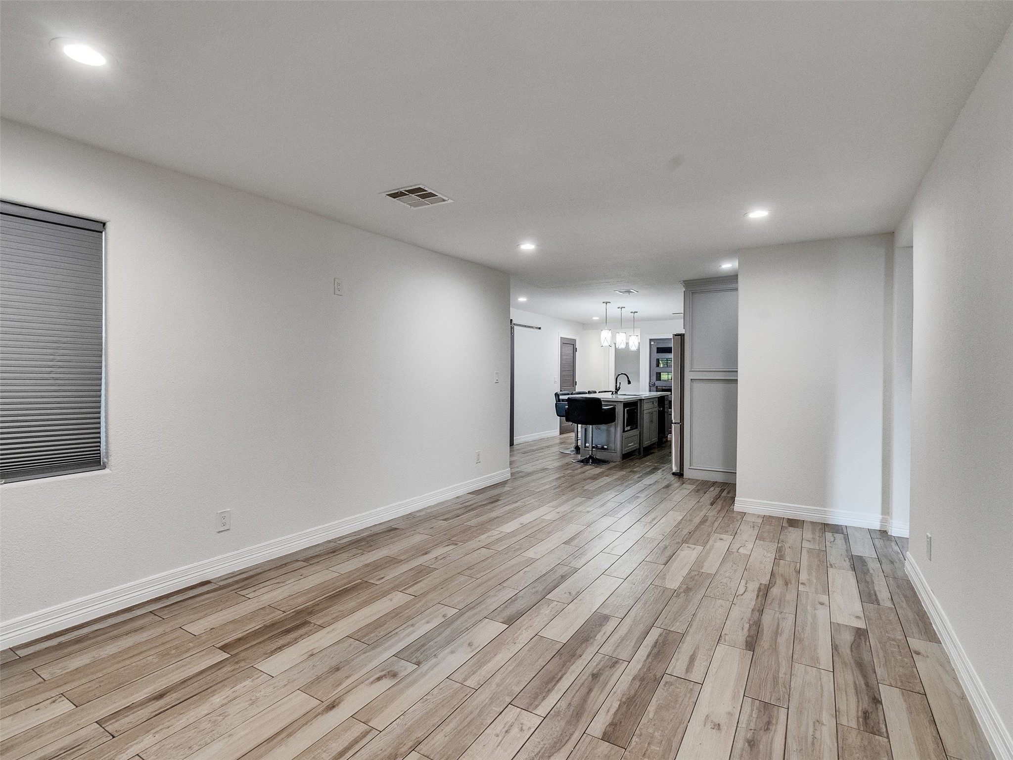 667 Edgebrook Drive Houston, TX 77034 - Photo 2 of 17 Living Room
