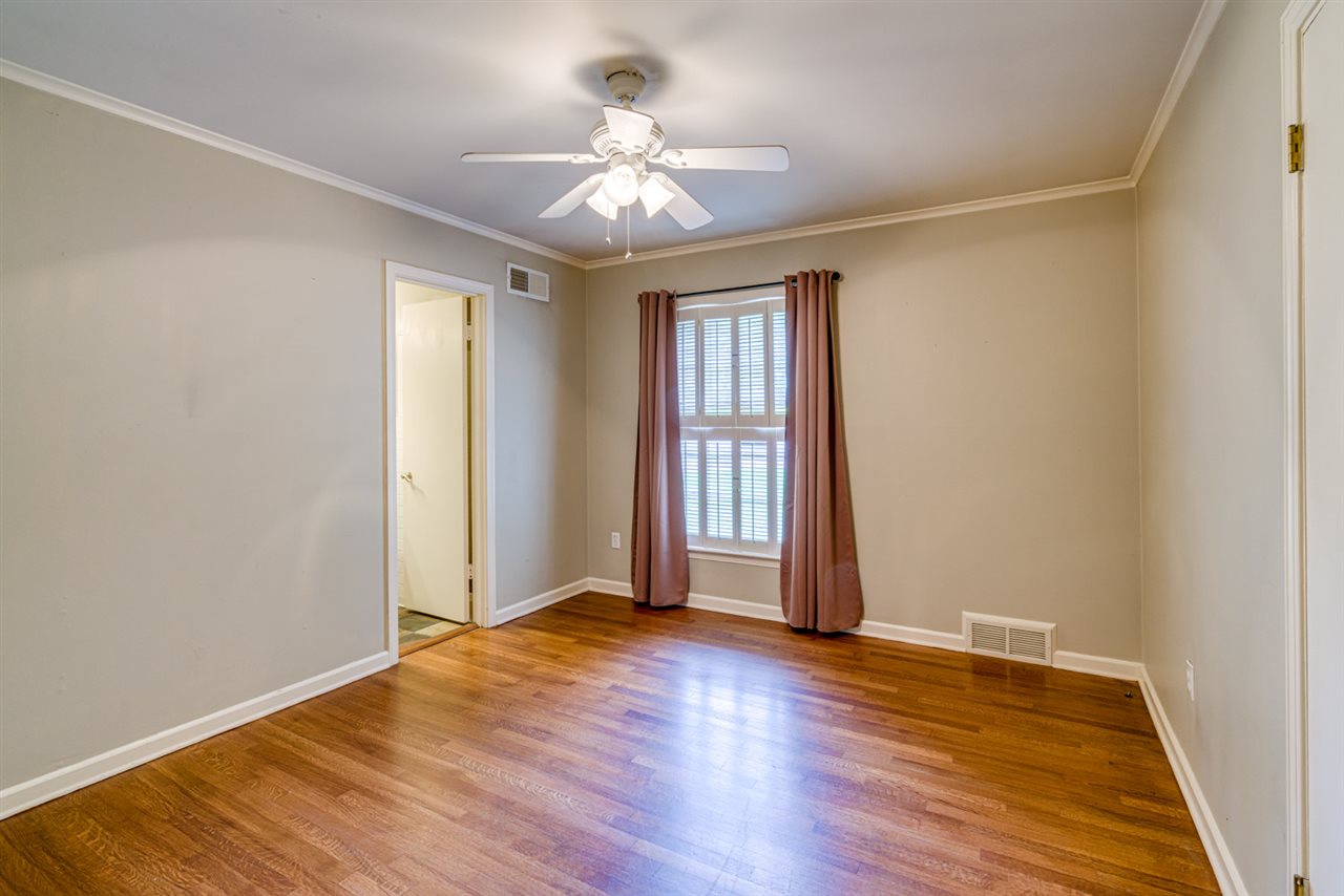 605 Kinsman Road Memphis, TN 38120 - Photo 21 of 25 Gallery Image 21