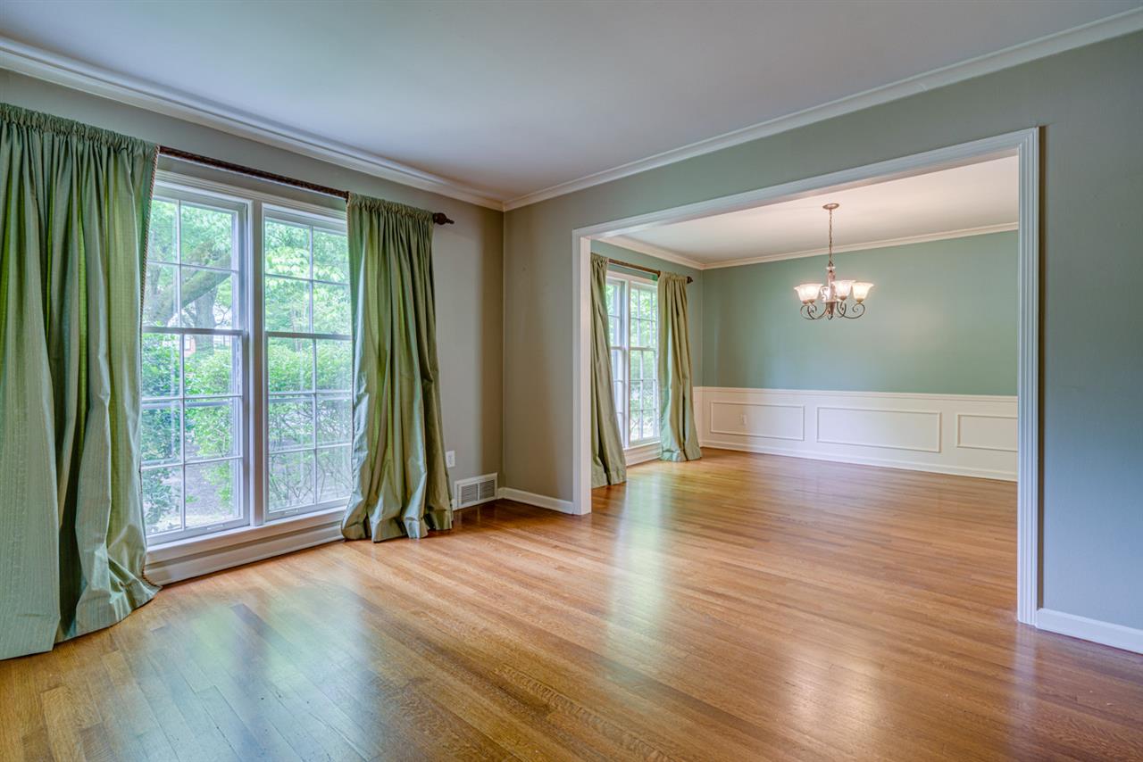 605 Kinsman Road Memphis, TN 38120 - Photo 5 of 25 Gallery Image 5