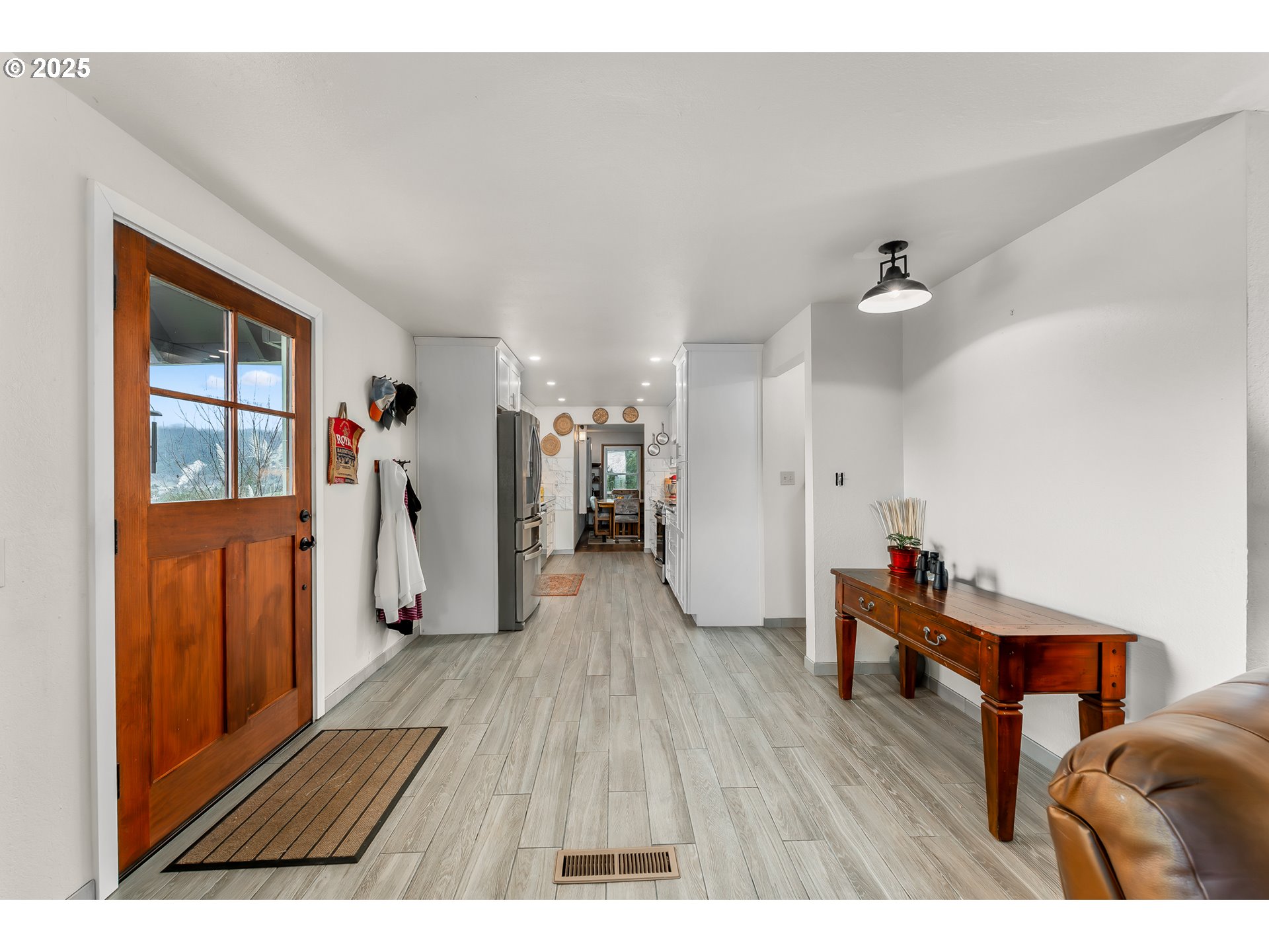 1056 Shoestring Road Riddle, OR 97469 - Photo 11 of 47