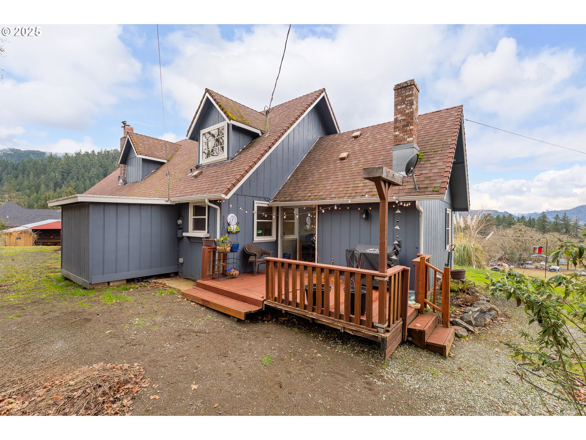 1056 Shoestring Road Riddle, OR 97469 - Photo 39 of 47