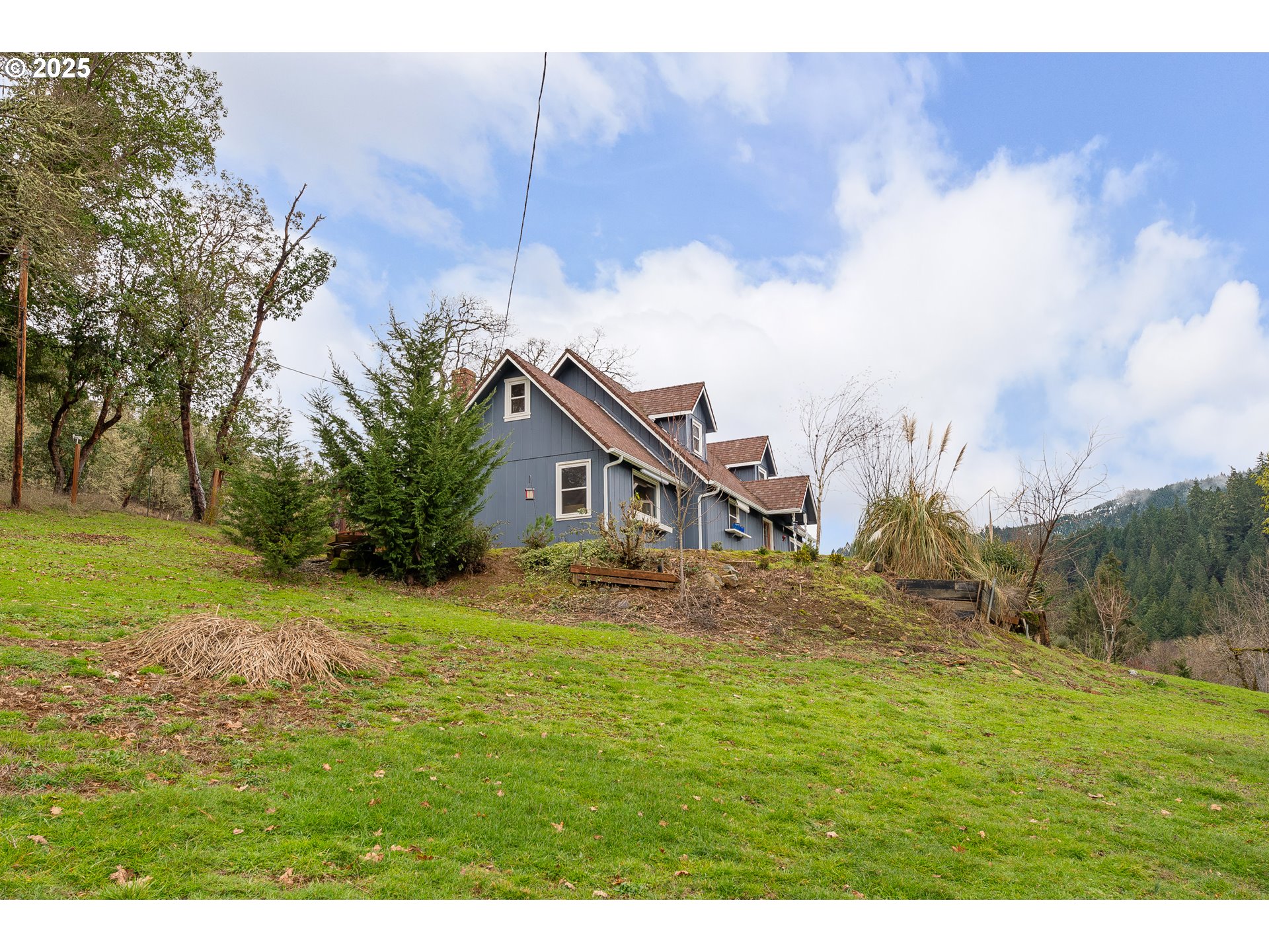1056 Shoestring Road Riddle, OR 97469 - Photo 43 of 47