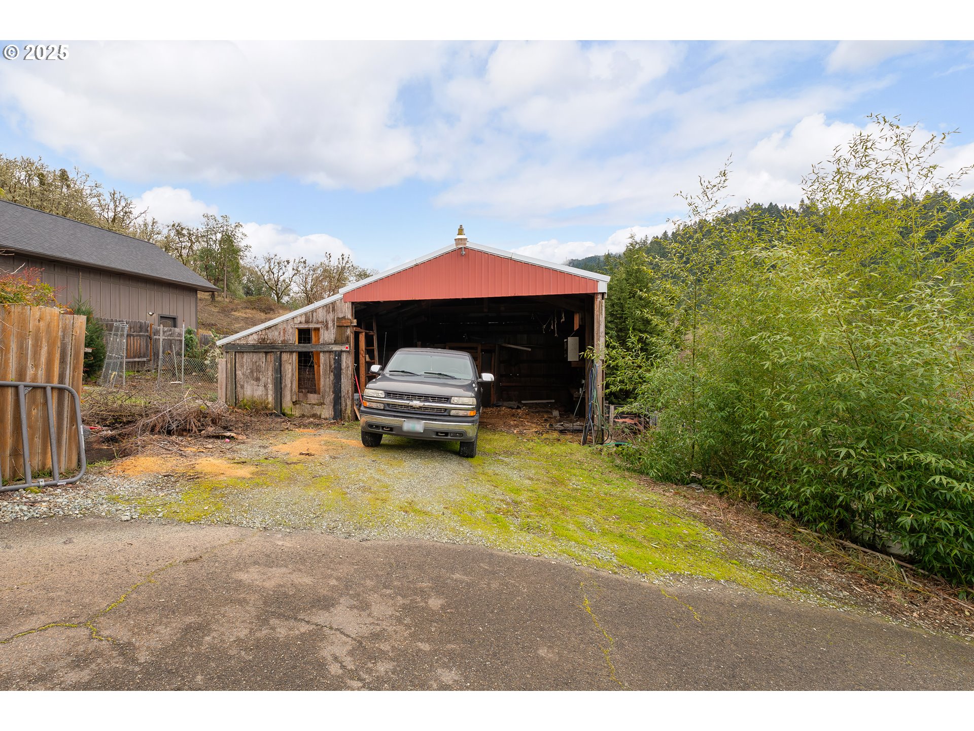 1056 Shoestring Road Riddle, OR 97469 - Photo 47 of 47