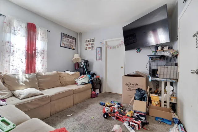 $650,000 | 101 Baldwin Road, Hempstead, NY 11550