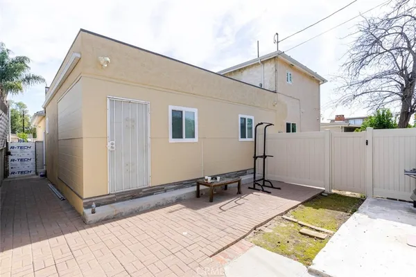 a backyard of a house