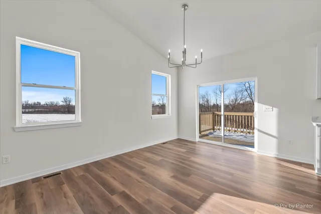 $359,900 | 1514 Lilac Lane, Harvard, IL 60033