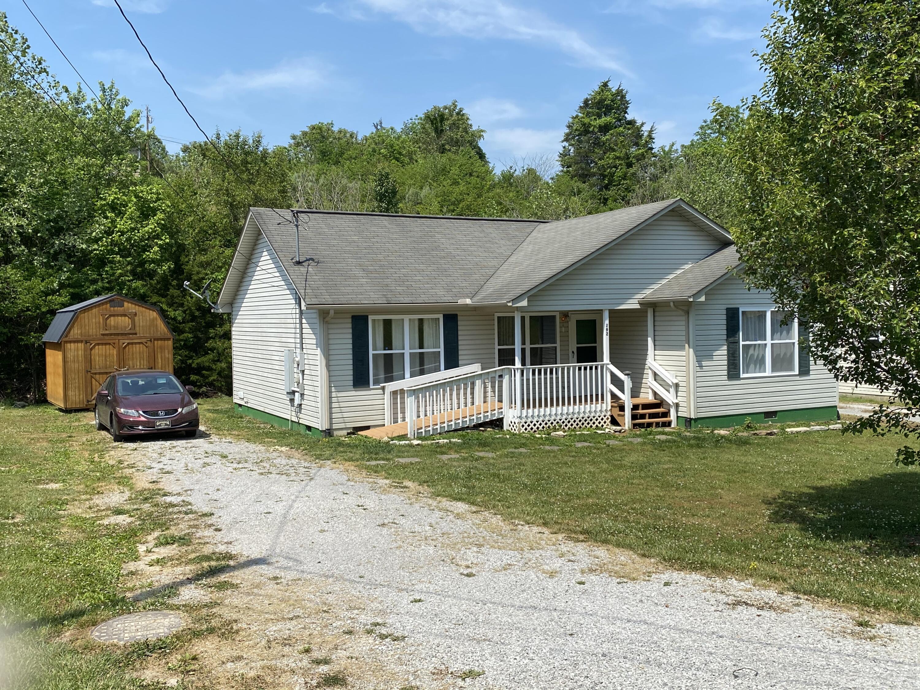 192 Sandy Hill Road La Follette, TN 37766 - Photo 2 of 17 508D599A-2A8F-49E5-93D5-FED41CD068CC