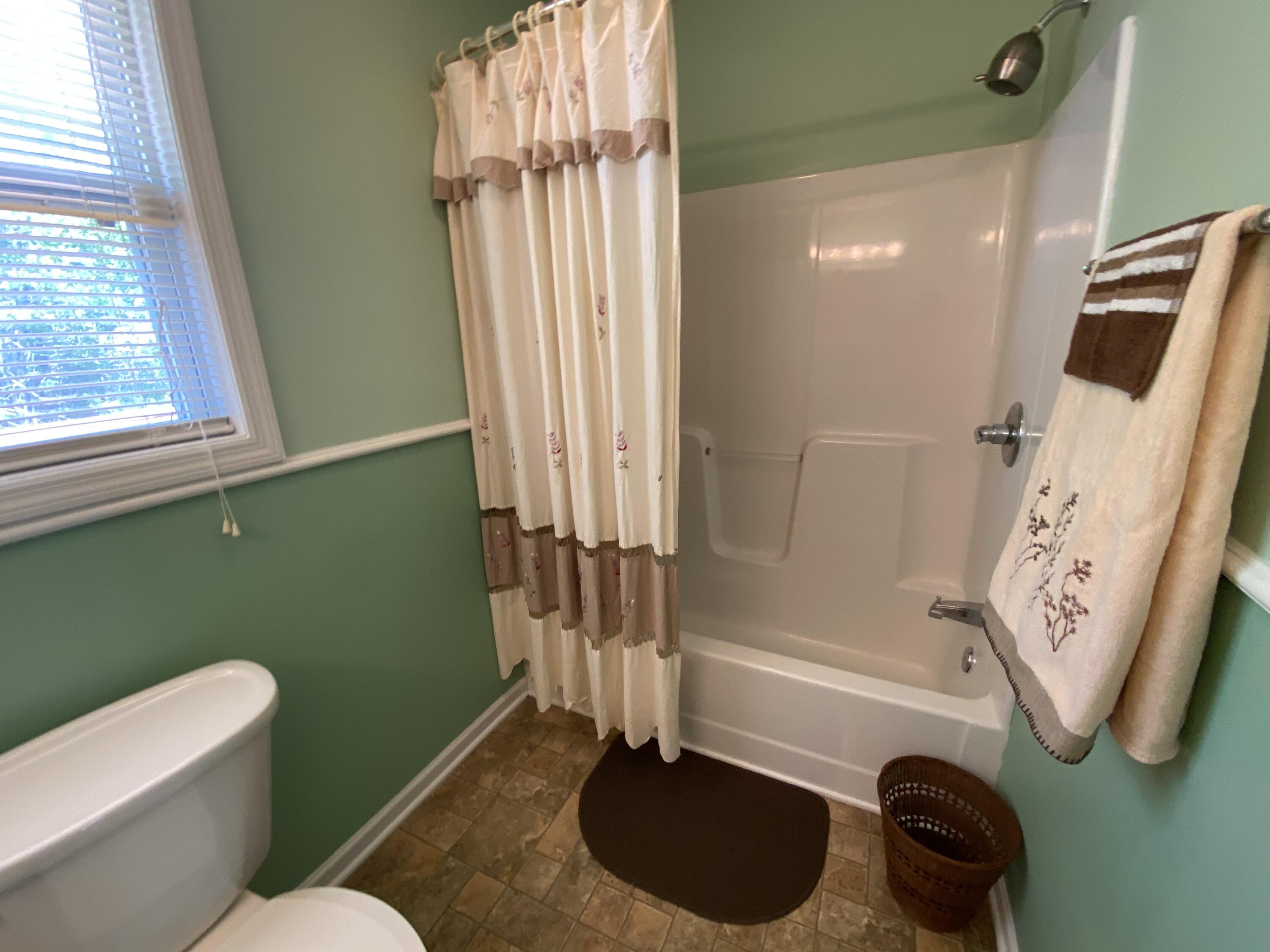 192 Sandy Hill Road La Follette, TN 37766 - Photo 11 of 17 77CCE4DC-9E48-43D7-B524-A50BD9F4DFAF