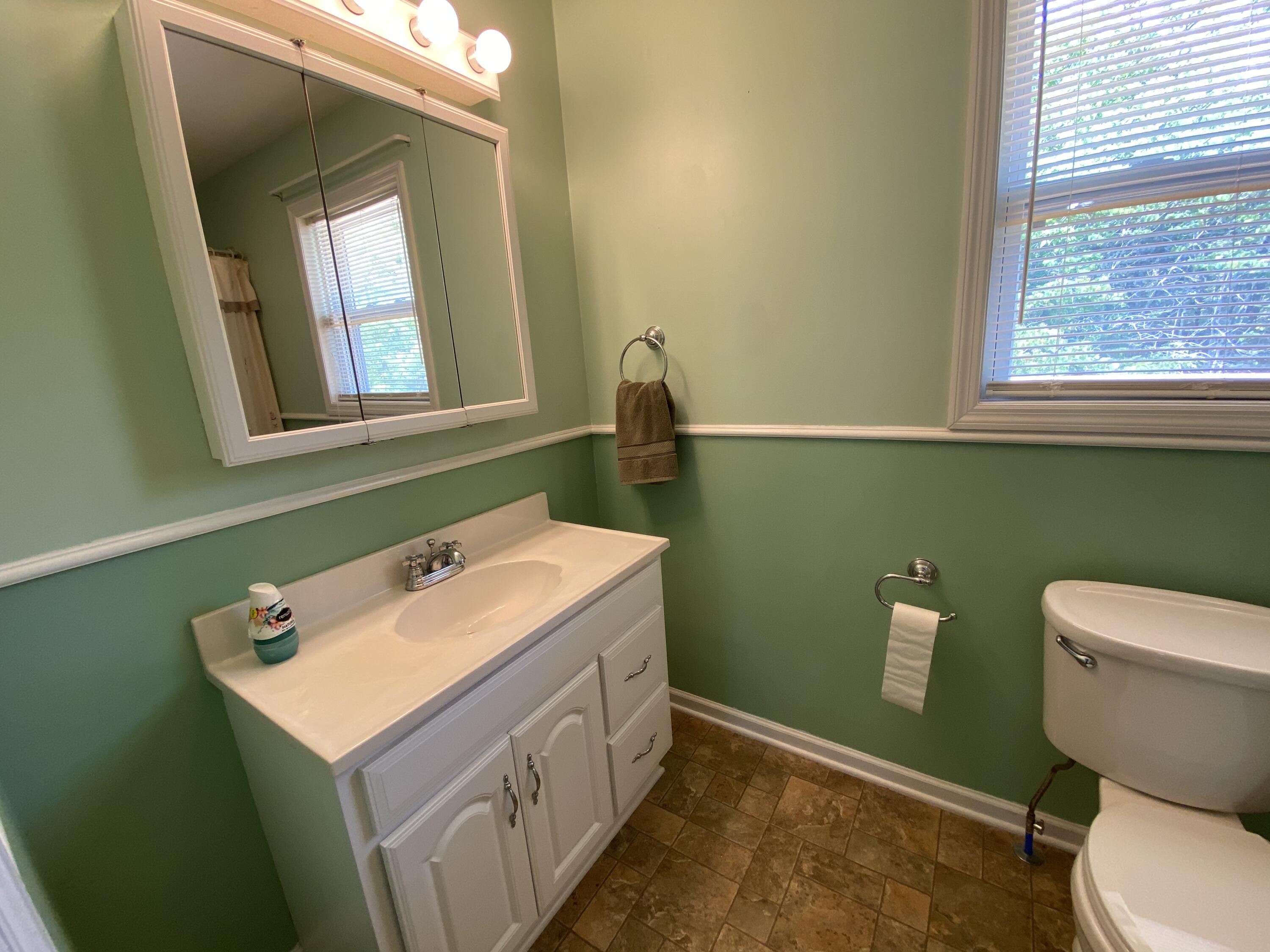 192 Sandy Hill Road La Follette, TN 37766 - Photo 12 of 17 BC533D5A-BC48-4417-AC2C-AFCBCF47AB8B