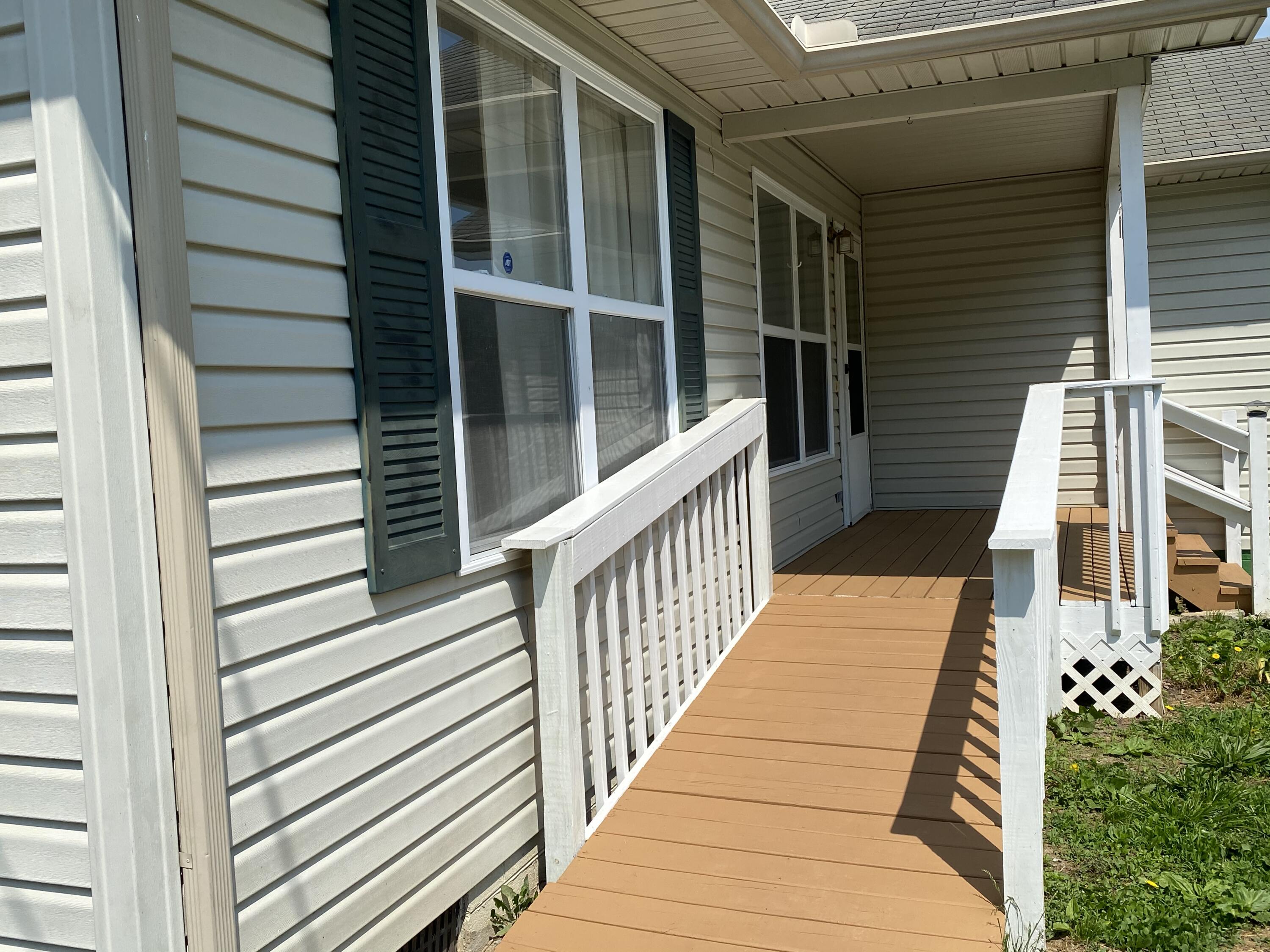 192 Sandy Hill Road La Follette, TN 37766 - Photo 3 of 17 8B0994A2-223D-4912-A809-49F0060F0604