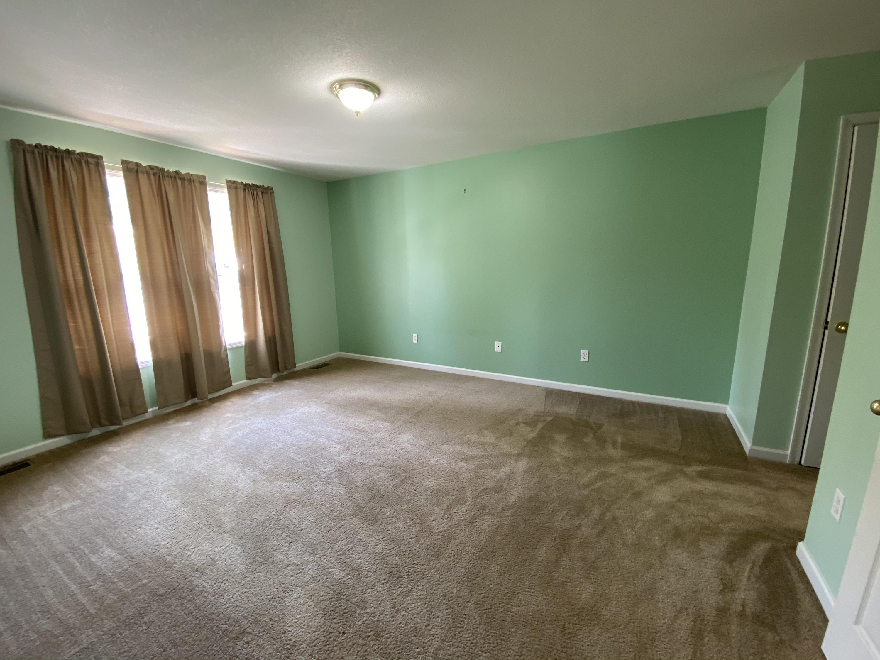 192 Sandy Hill Road La Follette, TN 37766 - Photo 9 of 17 F411215B-6715-4940-8625-8F0864B727AE