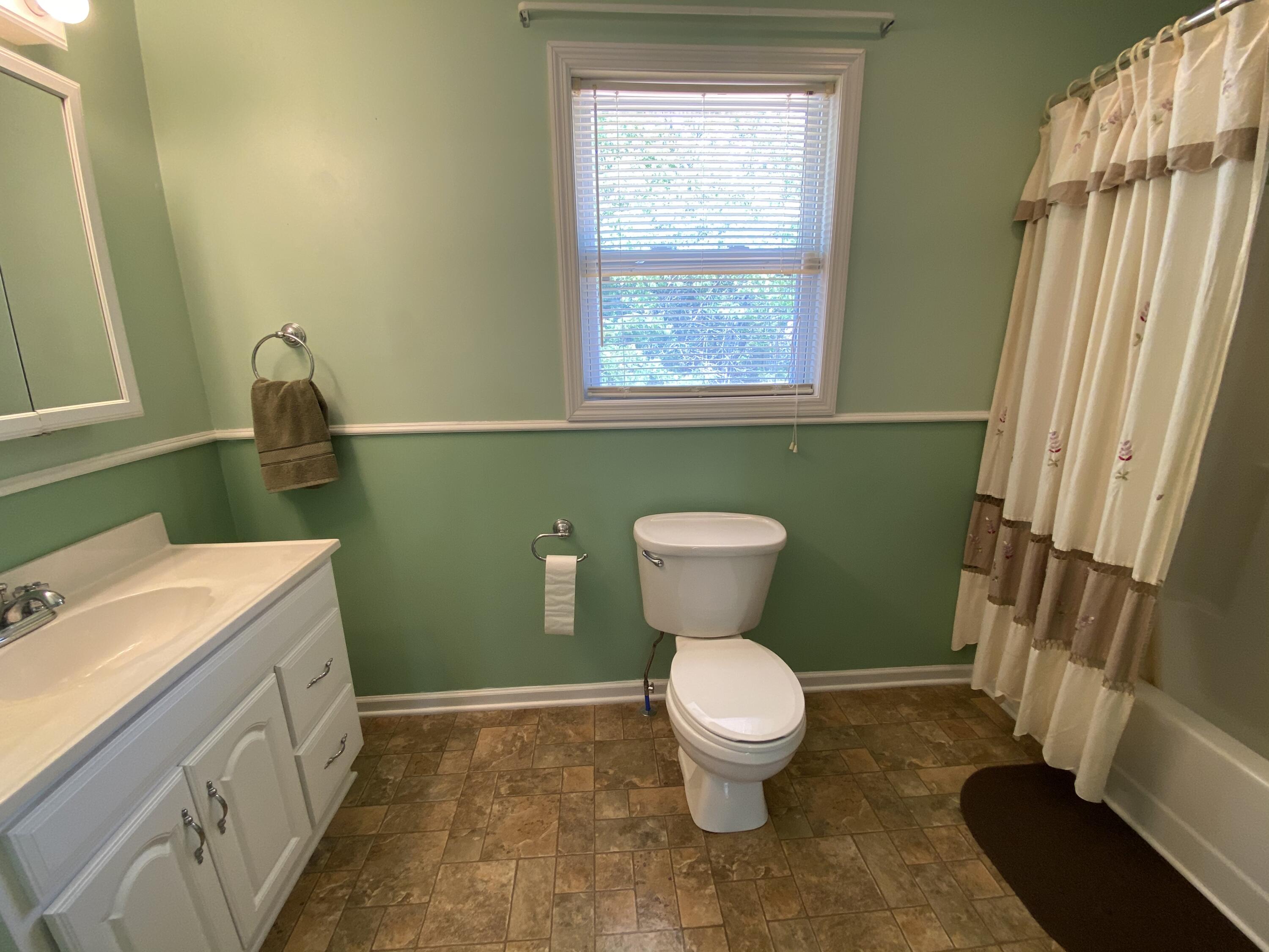 192 Sandy Hill Road La Follette, TN 37766 - Photo 10 of 17 6A212128-135E-463E-A4AF-1A757778D9D7