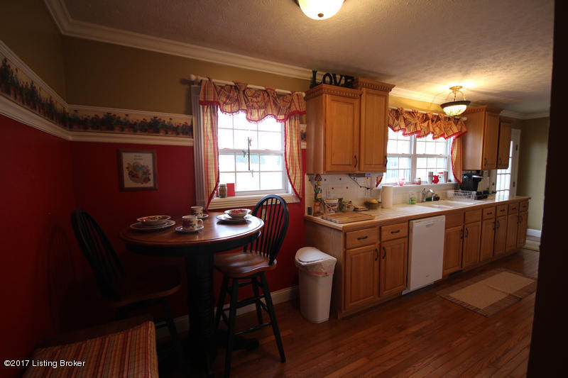 1302 Ray Priddy Road Leitchfield, KY 42754 - Photo 12 of 34 1302RayPriddyRd 98