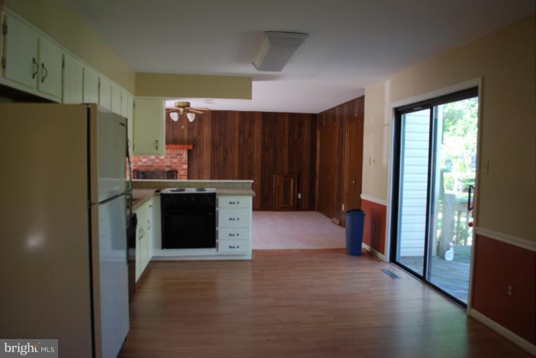 626 Clarks Run Road La Plata, MD 20646 - Photo 10 of 16 Kitchen