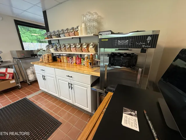 $175,000 | 145 Dollar Drive, Pennington Gap, VA 24277