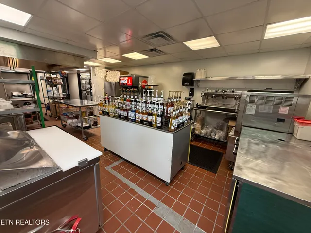 $175,000 | 145 Dollar Drive, Pennington Gap, VA 24277