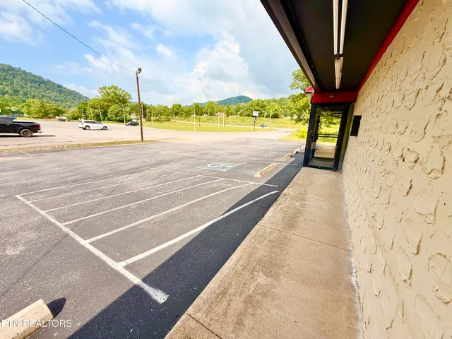 $175,000 | 145 Dollar Drive, Pennington Gap, VA 24277