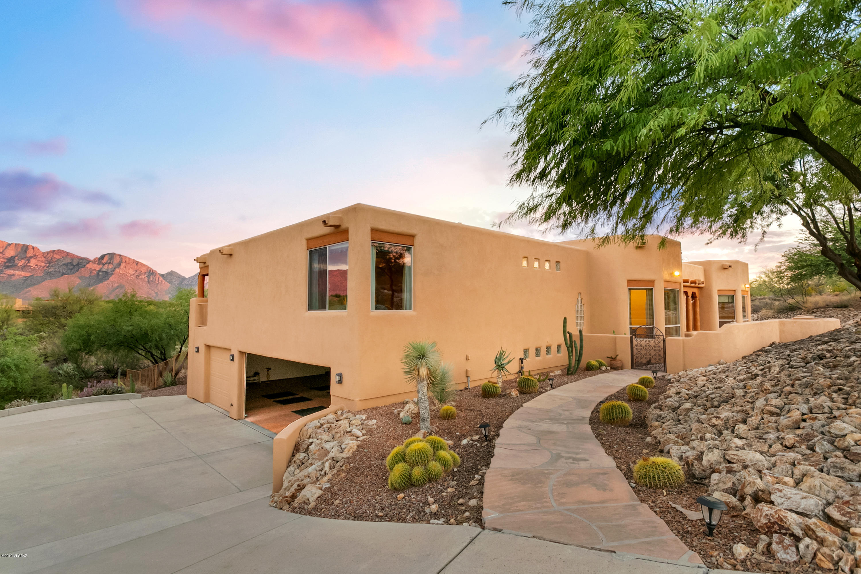 12270 North Copper Spring Trail Oro Valley, AZ 85755 - Photo 35 of 38