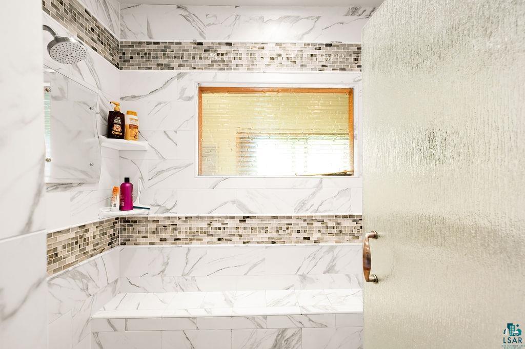 2670 Lindahl Road Duluth, MN 55810 - Photo 19 of 46