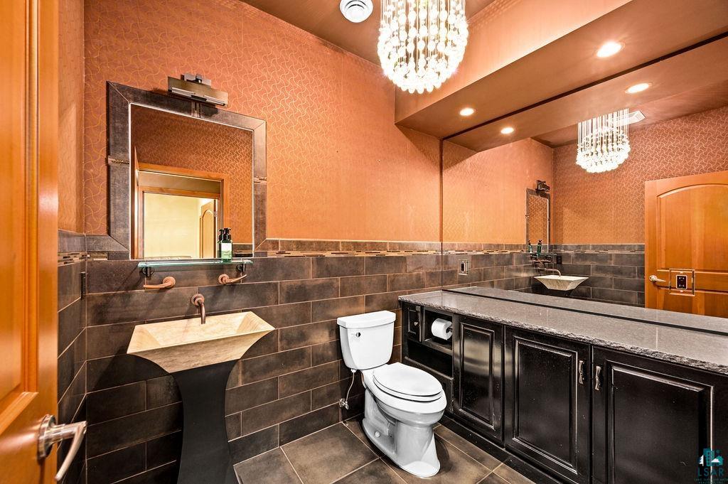 2670 Lindahl Road Duluth, MN 55810 - Photo 22 of 46