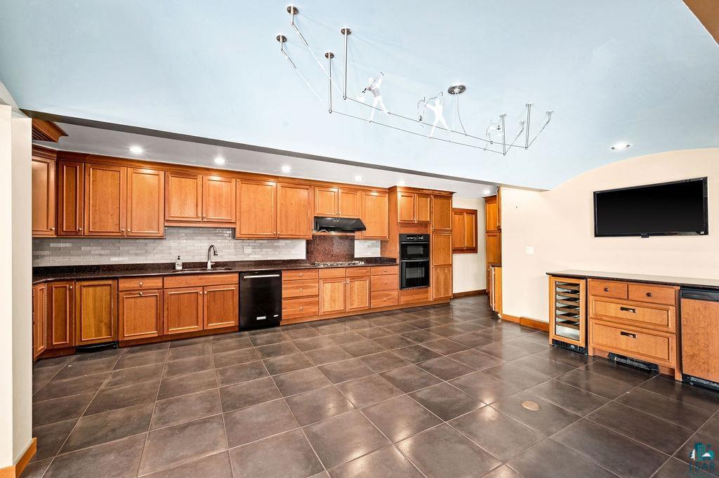 2670 Lindahl Road Duluth, MN 55810 - Photo 6 of 46