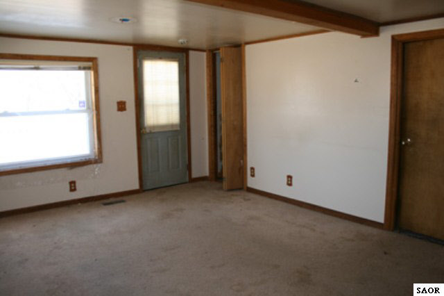 6737 West Lovejoy Road Byron, MI 48418 - Photo 7 of 9 41733-6.JPG