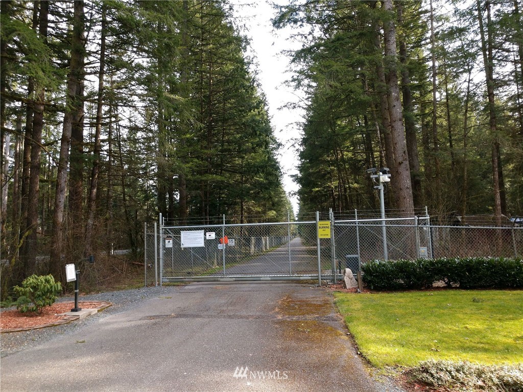 1032 Exit Road, Unit 32 Sumas, WA 98295 - Photo 7 of 12 a view of a park with large trees