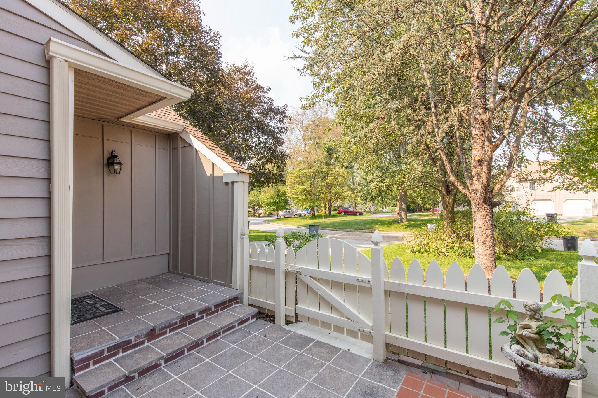 262 Tulip Tree Court Blue Bell, PA 19422 - Photo 2 of 30