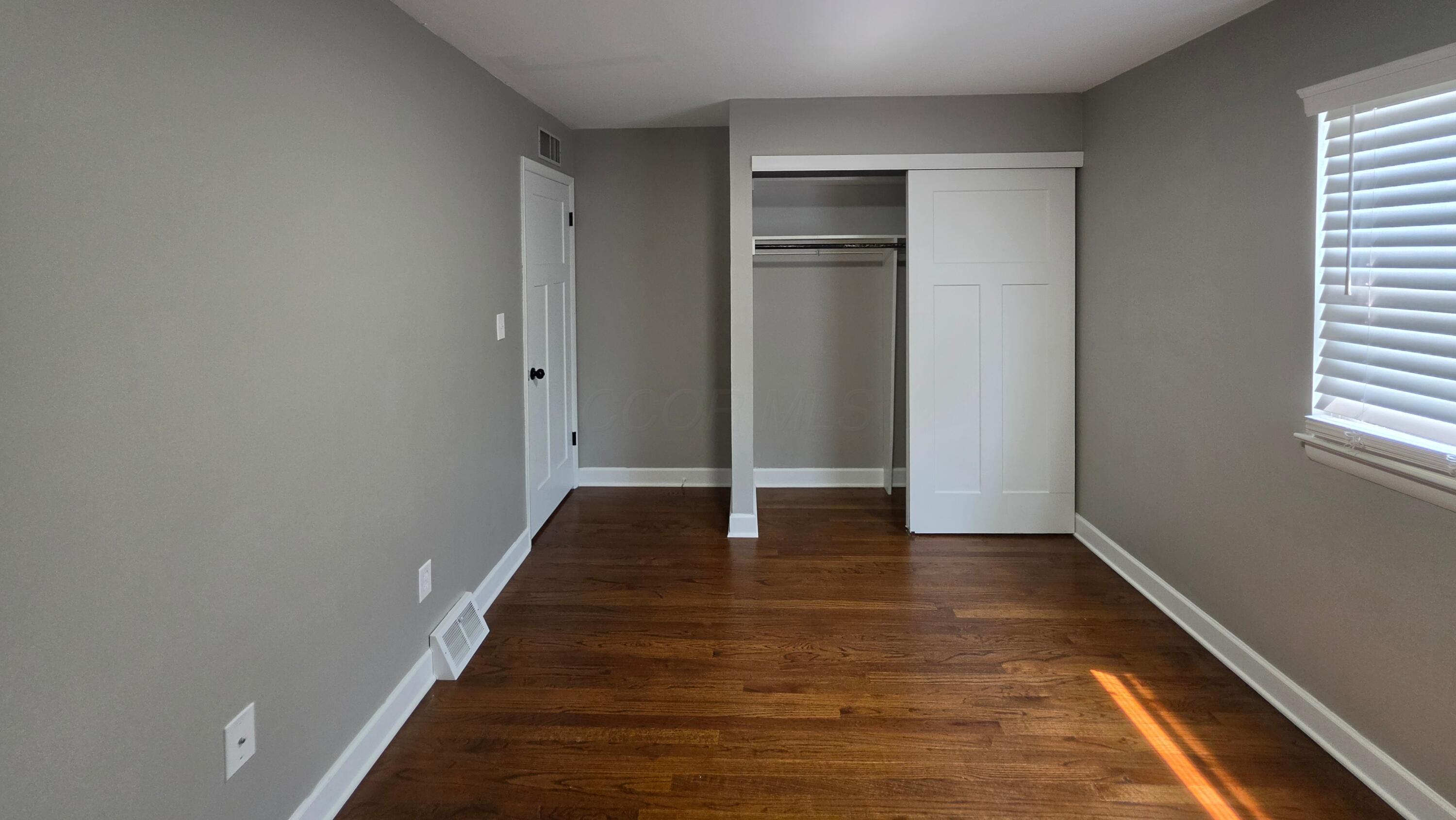 3137 Hillgate Road Columbus, OH 43207 - Photo 8 of 36 Bedroom 1