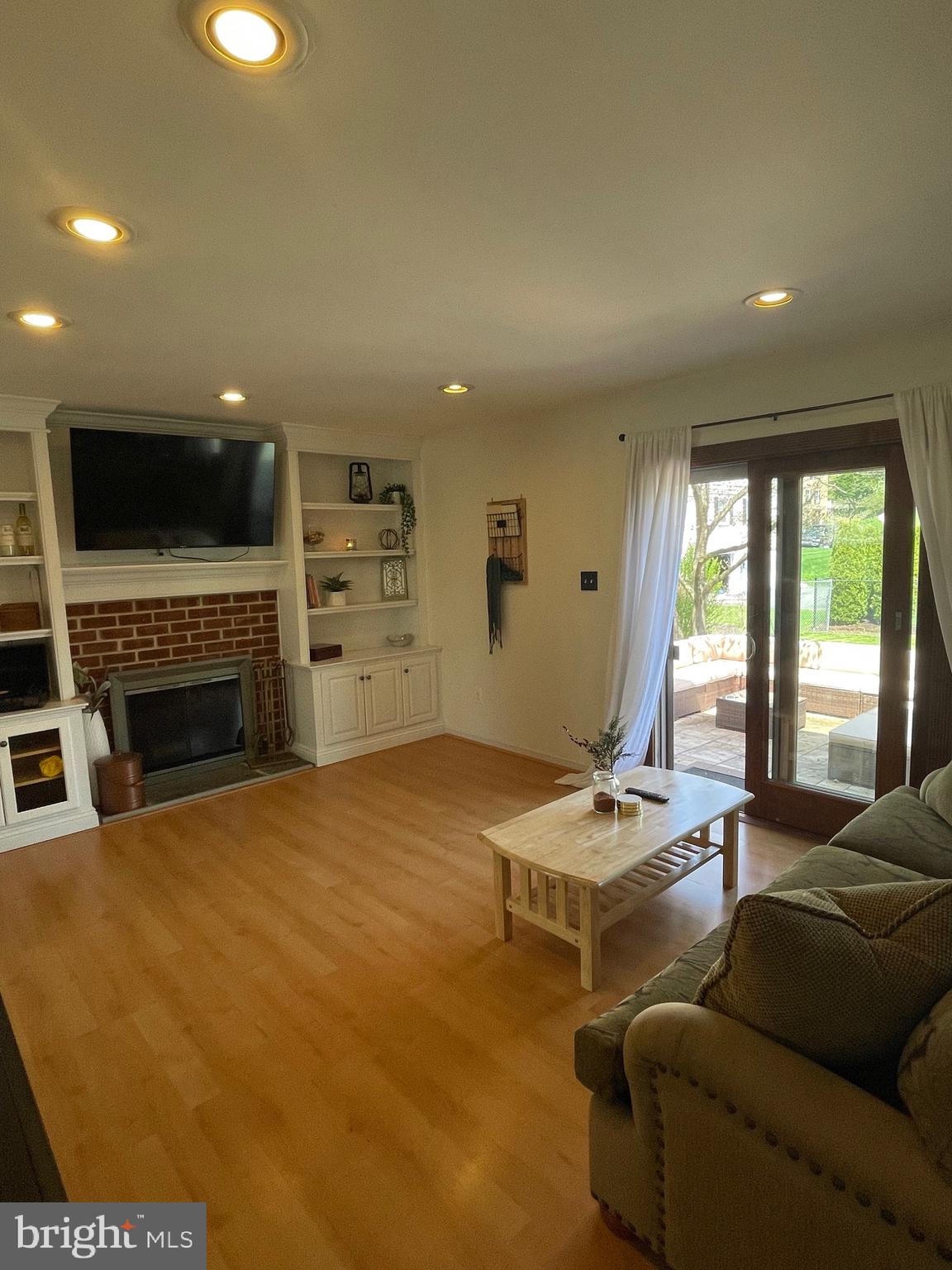 791 West Rolling Road Springfield, PA 19064 - Photo 24 of 39 Family Room