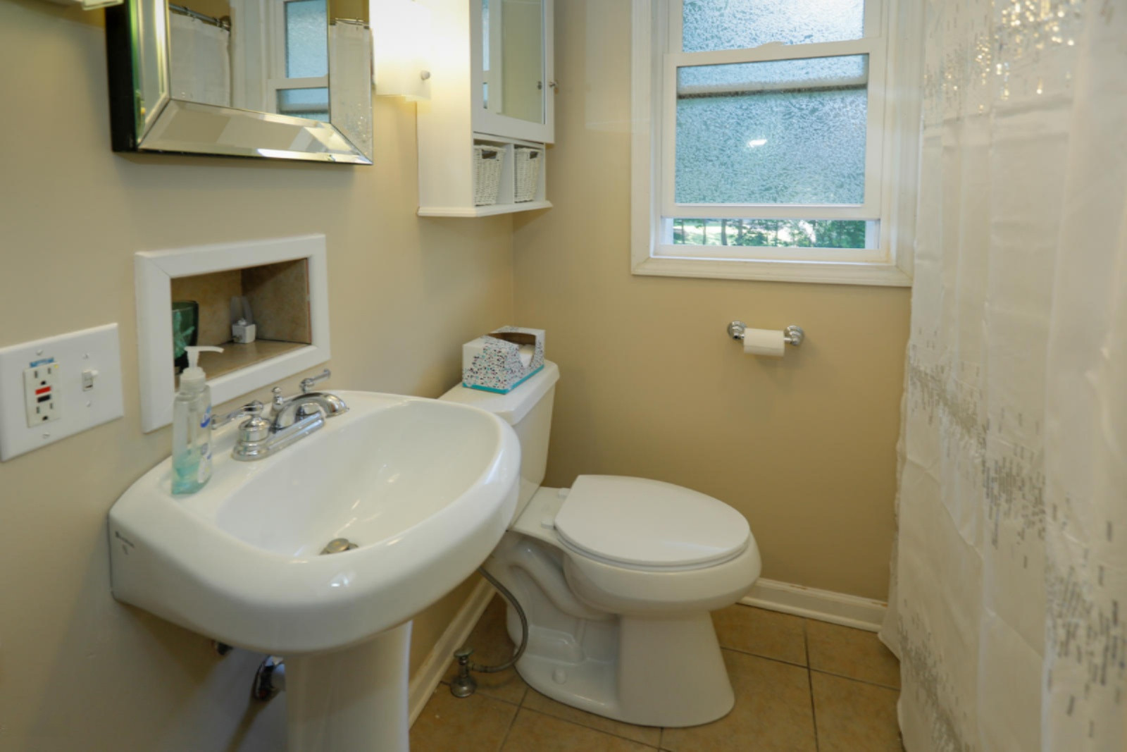 2118 Banbury Road Kalamazoo, MI 49001 - Photo 16 of 20 2118 Banbury Rd-116