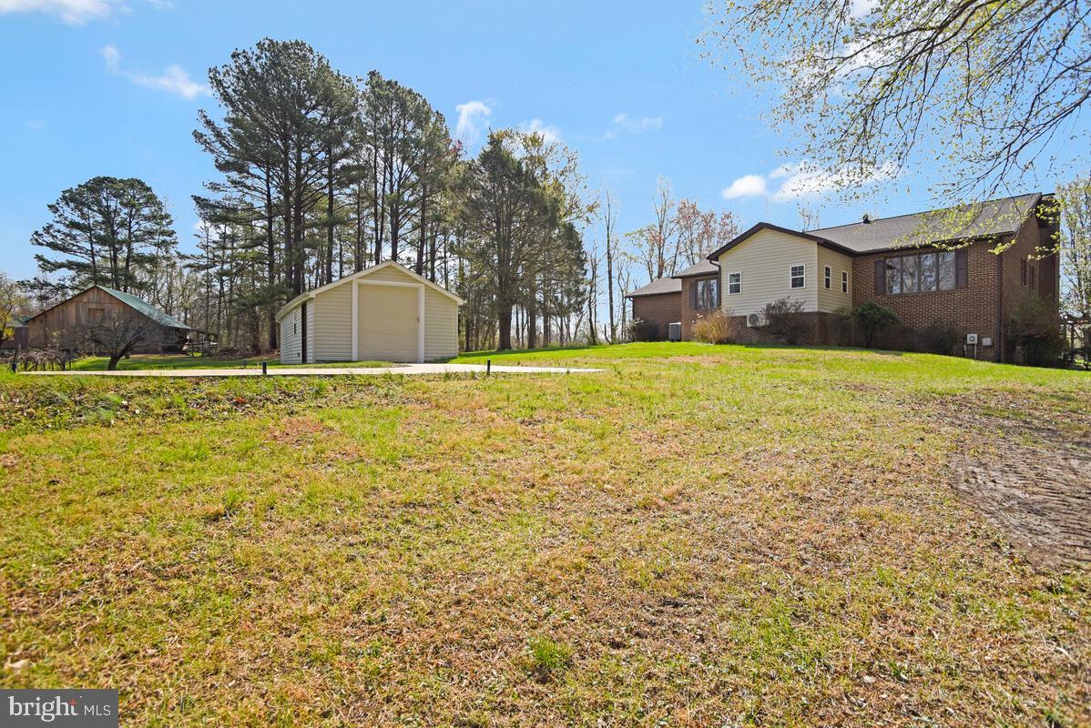 17082 Prince Frederick Road Hughesville, MD 20637 - Photo 3 of 39