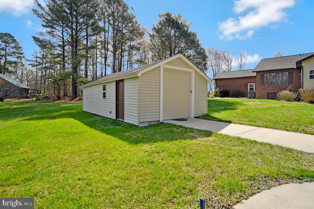 17082 Prince Frederick Road Hughesville, MD 20637 - Photo 4 of 39