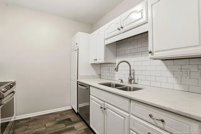 $175,000 | 1 Towers Park Lane, Unit 1007, San Antonio, TX 78209