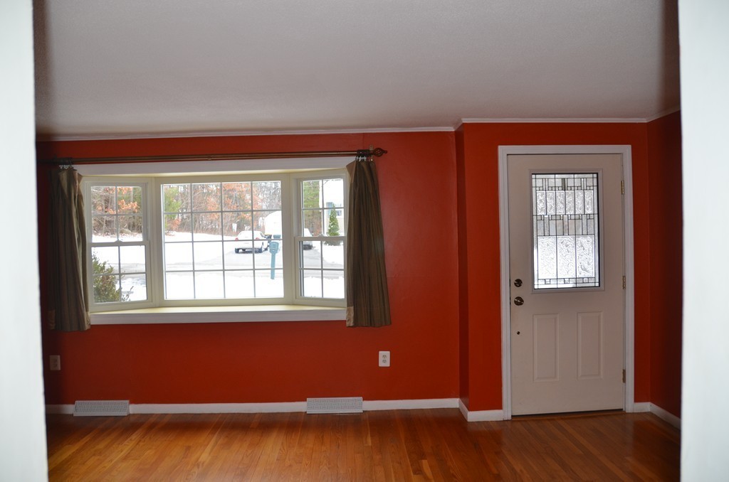 9 Bayberry Road Westford, MA 01886 - Photo 9 of 28 Gallery Image 9